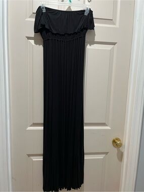 Velvet Torch Black Off-the-Shoulder Maxi Dress